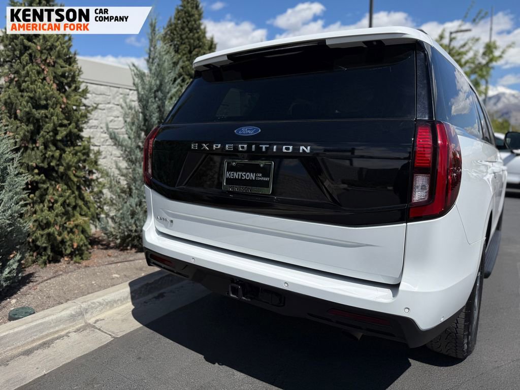 2025 Ford Expedition Active