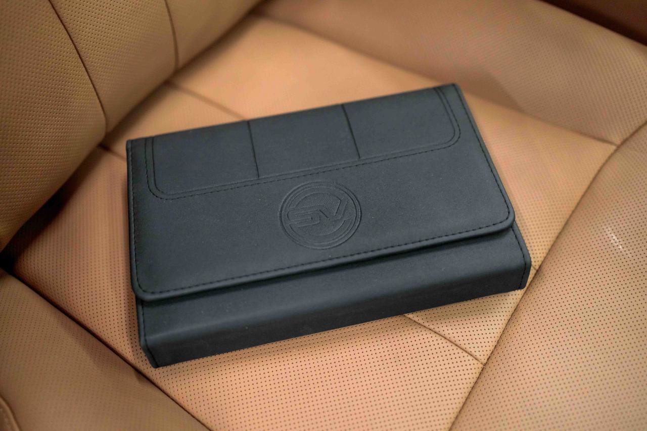 2024 Land Rover Range Rover SV