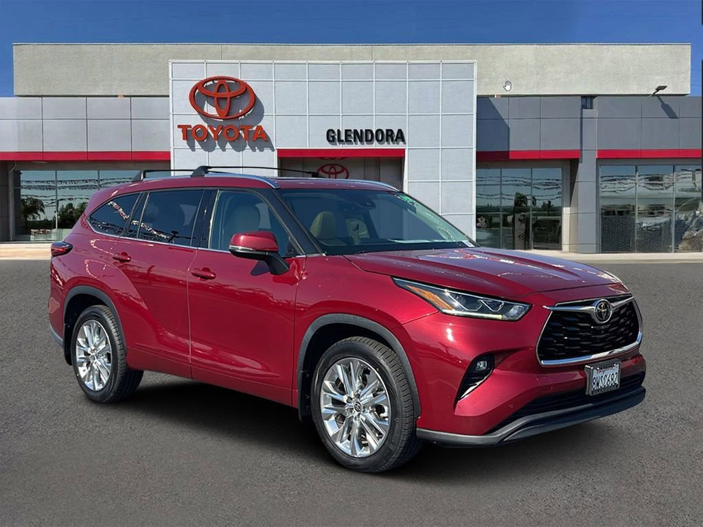 Used 2021 Toyota Highlander Limited