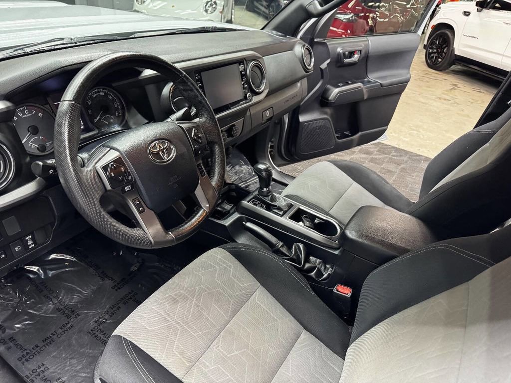 2020 Toyota Tacoma TRD Sport