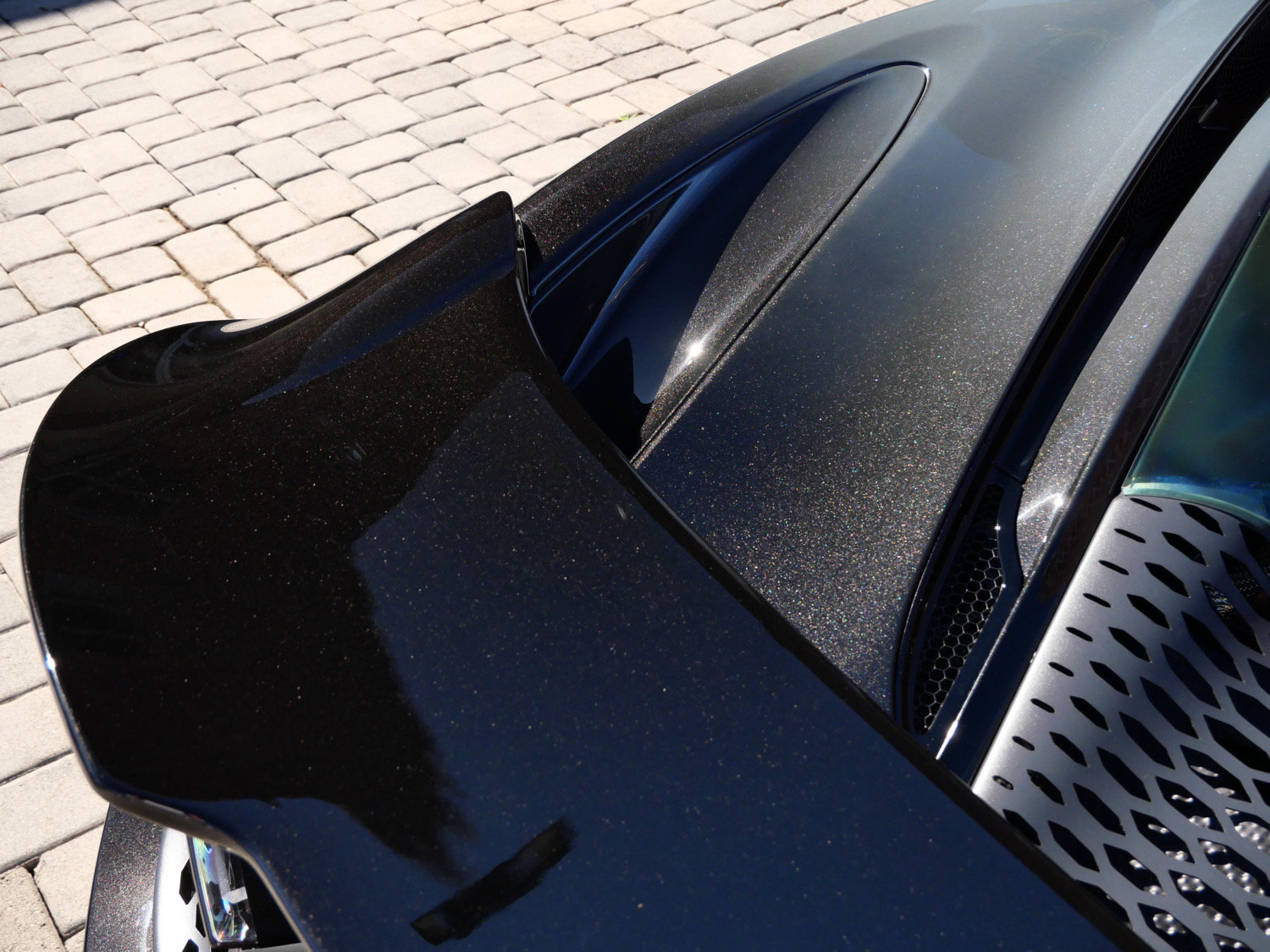 Used 2025 McLaren 750S photo 13