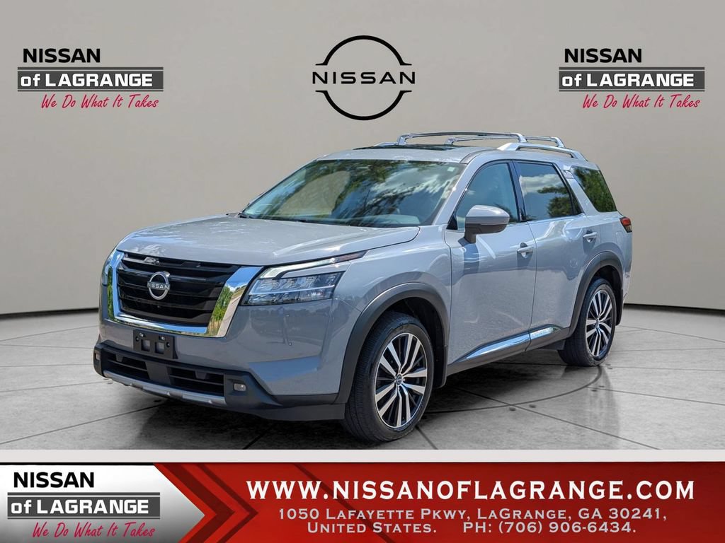 Used 2023 Nissan Pathfinder Platinum w/ Cargo Package