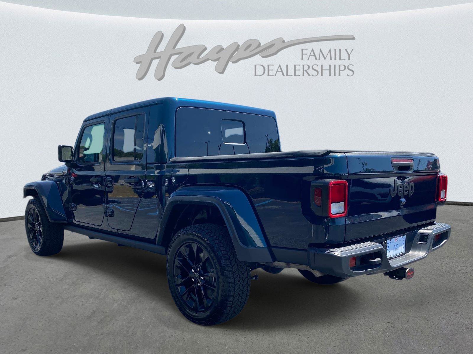 2025 Jeep Gladiator Sport