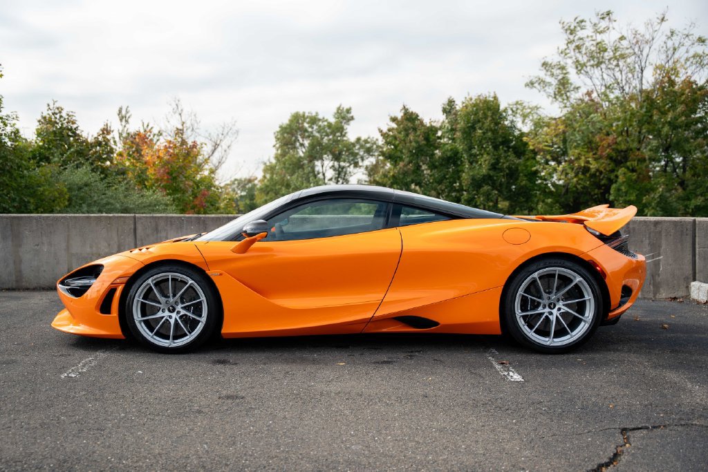 Used 2024 McLaren 750S 3