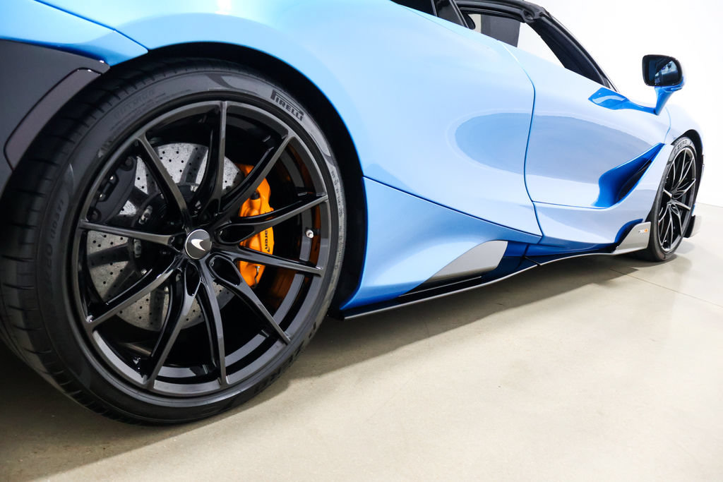 Used 2022 McLaren 765LT photo 46