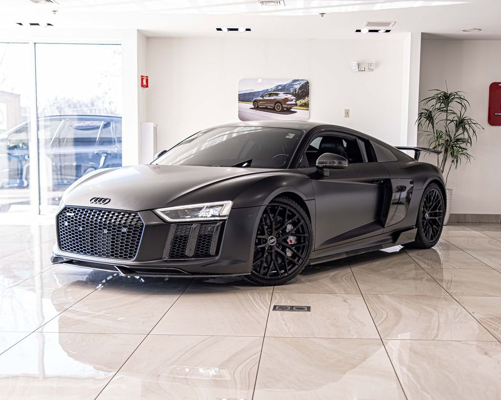 Used 2017 Audi R8 V10 plus