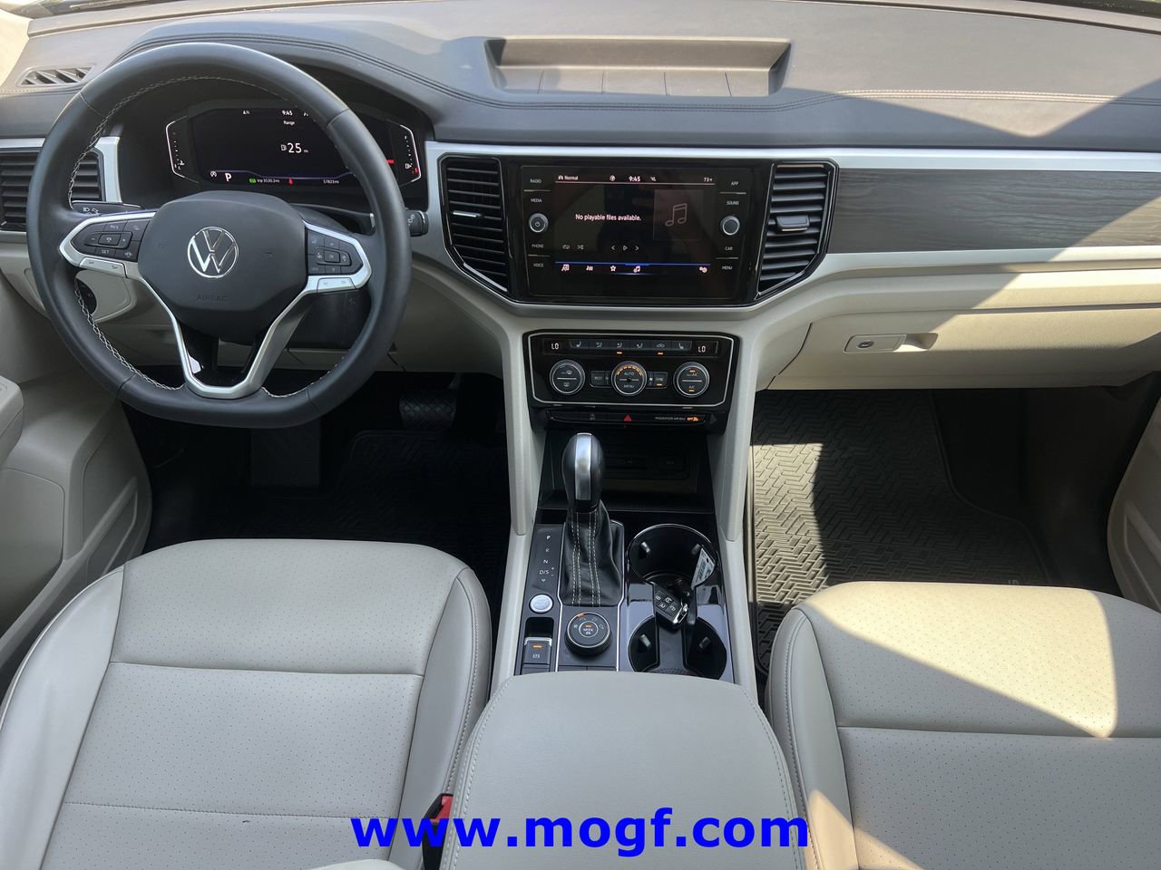 2022 Volkswagen Atlas SE