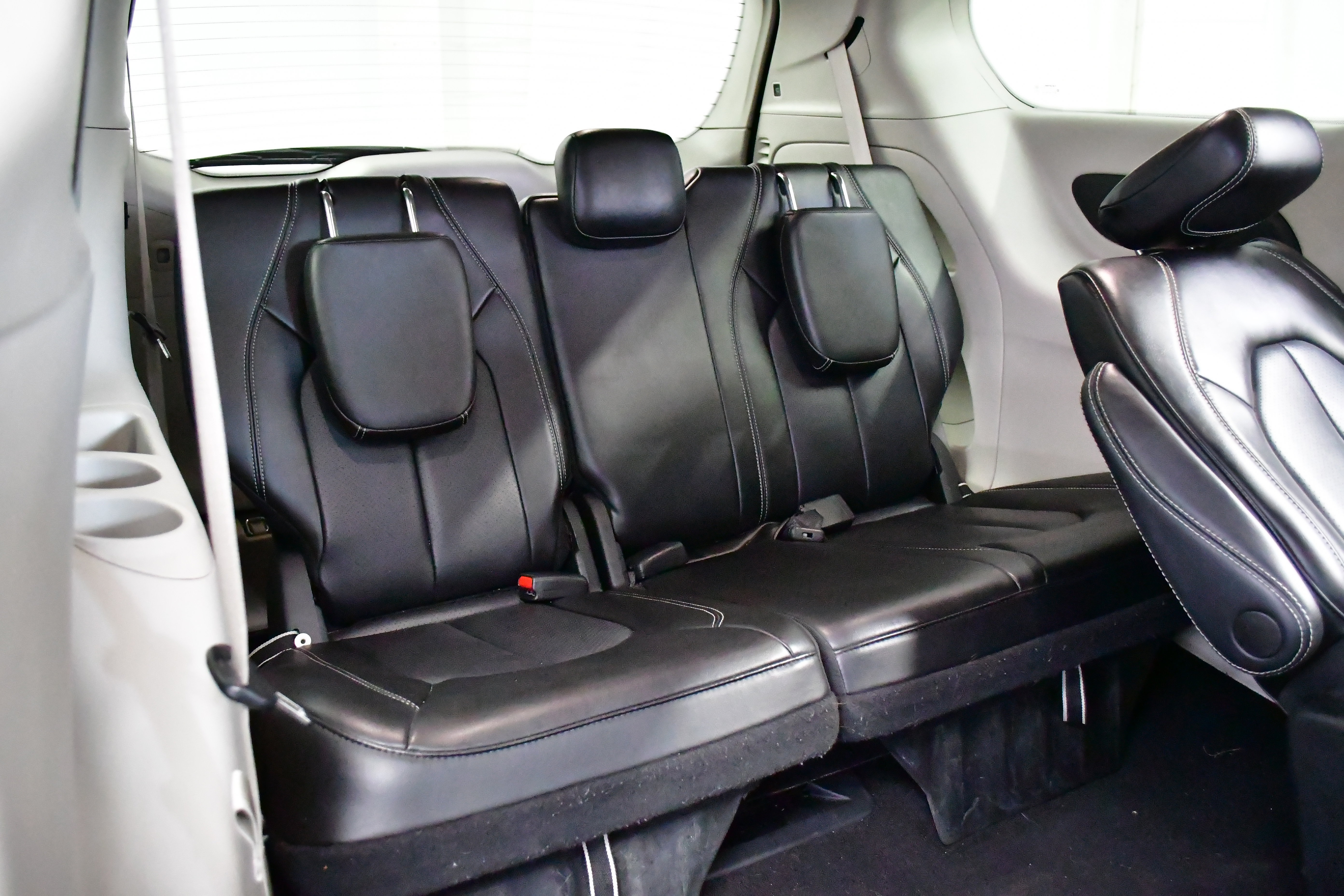 2023 Chrysler Pacifica Touring-L