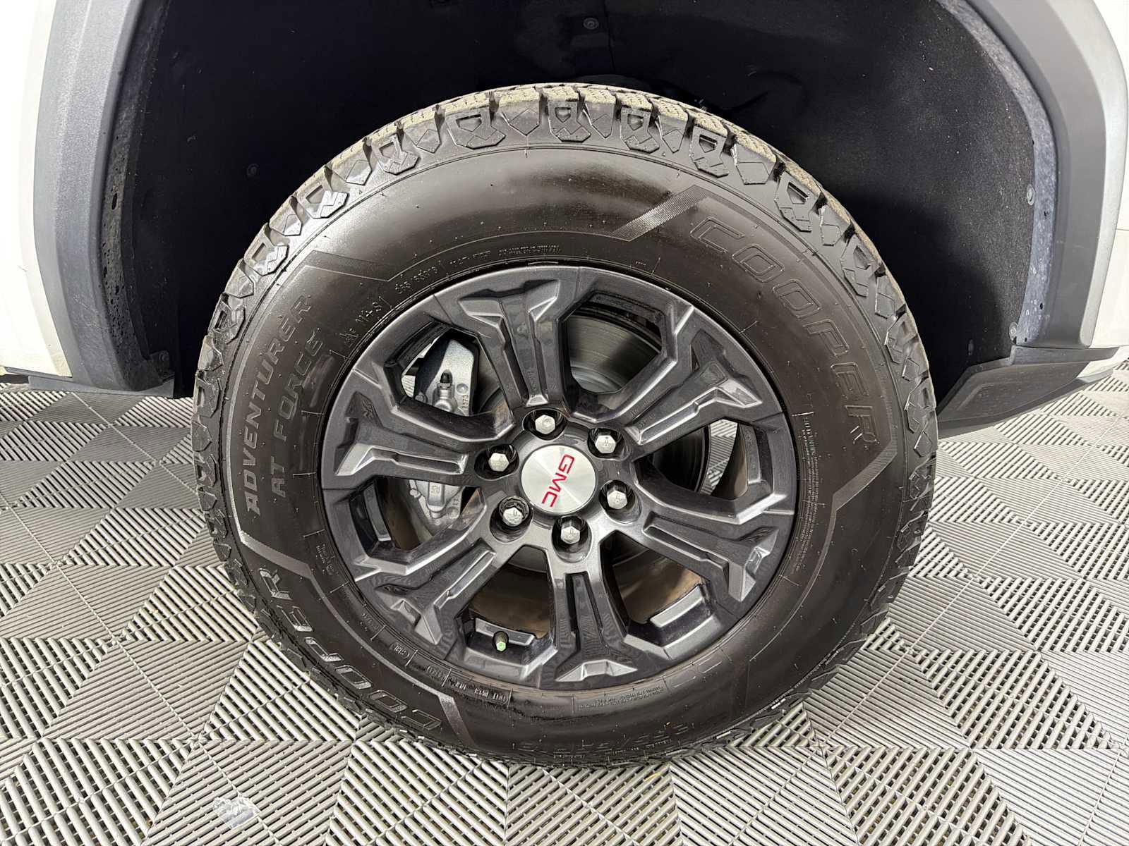 2023 GMC Canyon Elevation