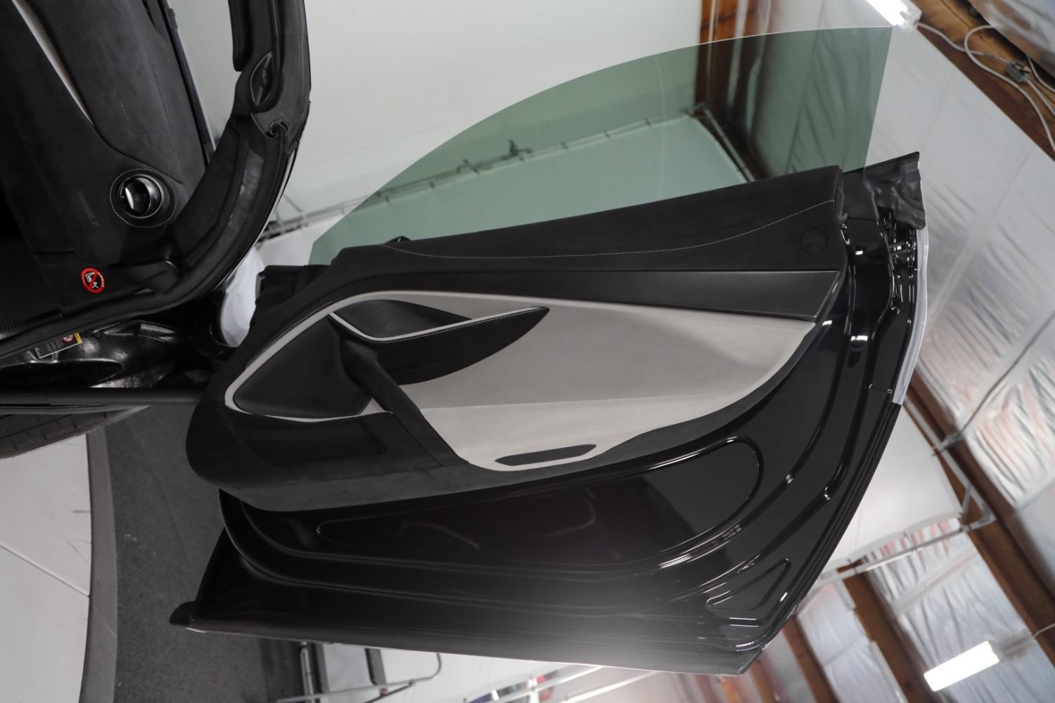 Used 2022 McLaren 765LT photo 41