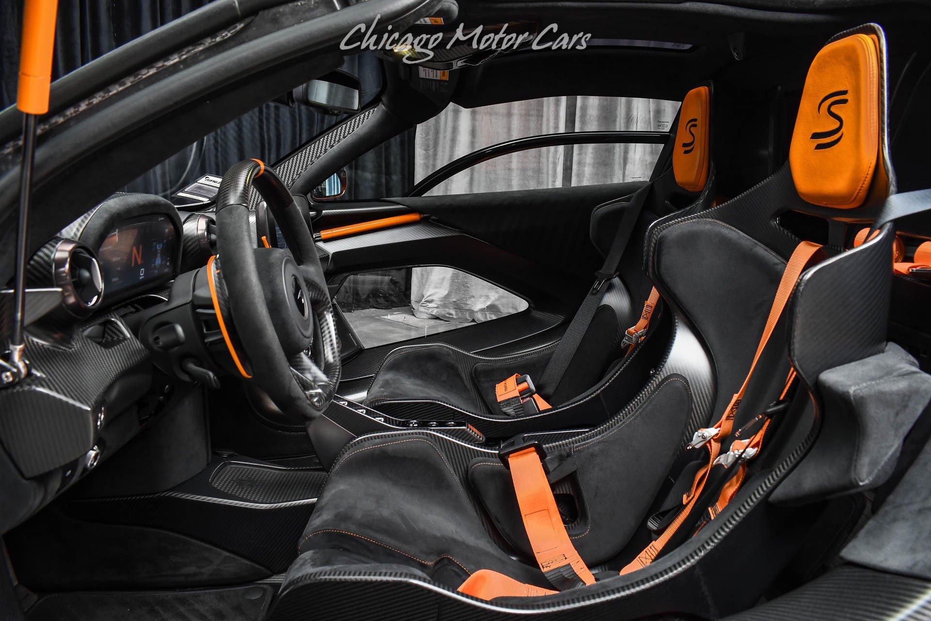 Used 2019 McLaren Senna photo 22