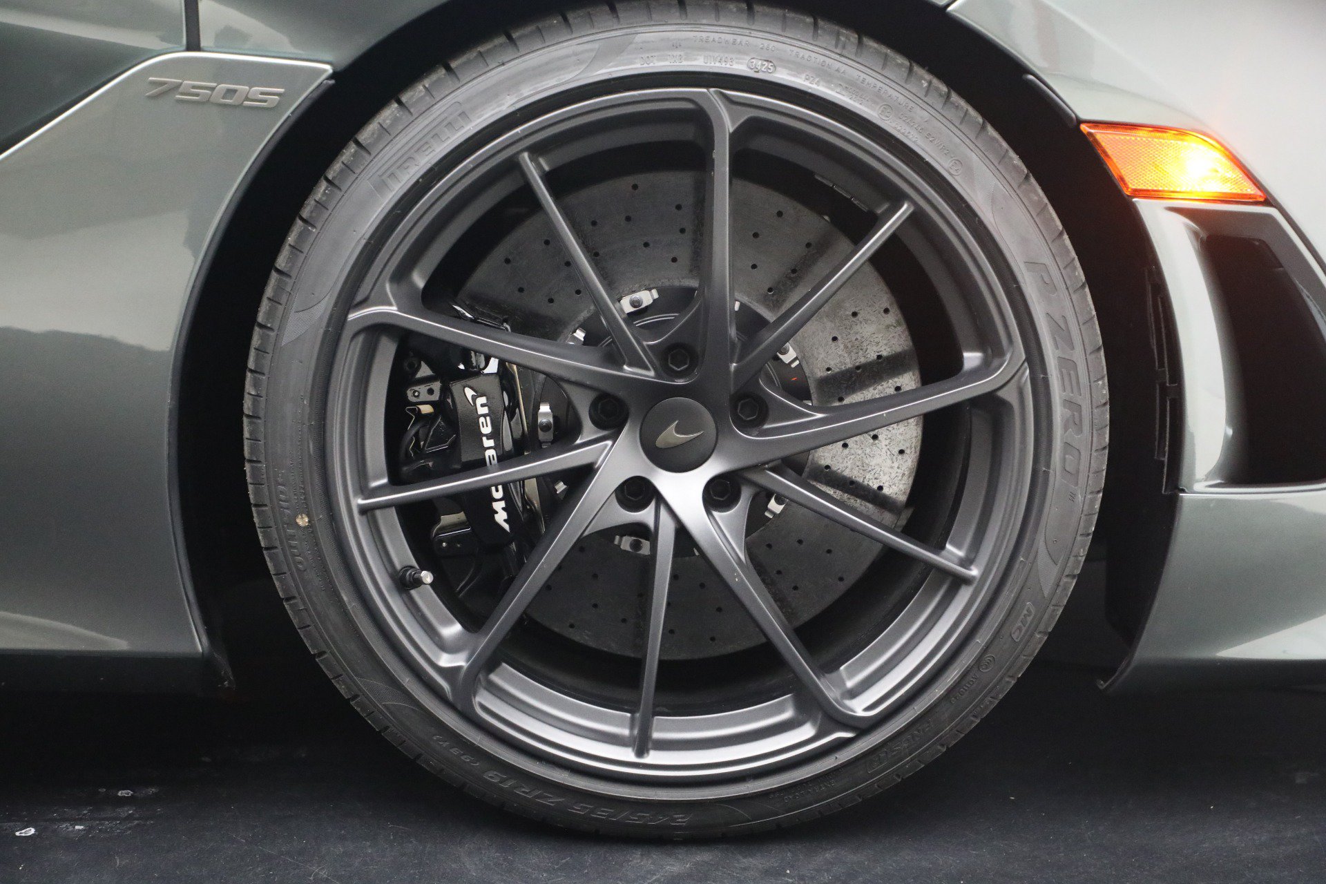 New 2026 McLaren 750S Spider photo 40