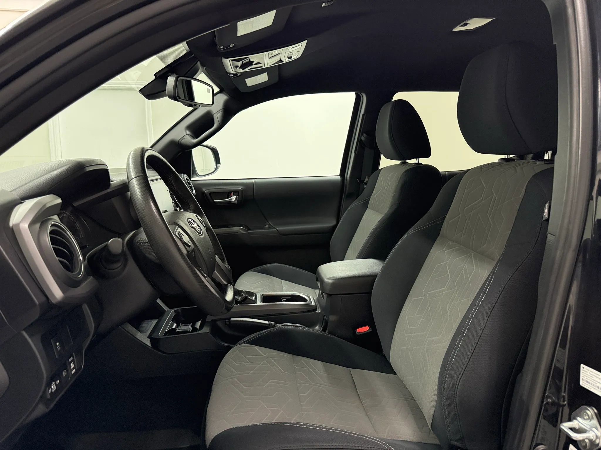 2022 Toyota Tacoma TRD Off-Road