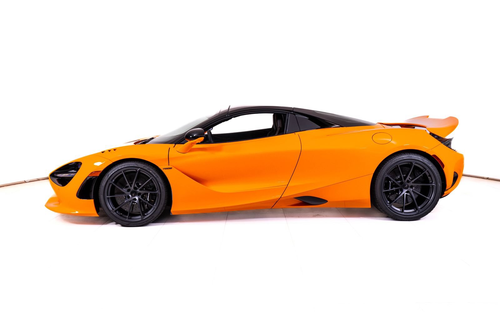 New 2027 McLaren 750S Spider 3