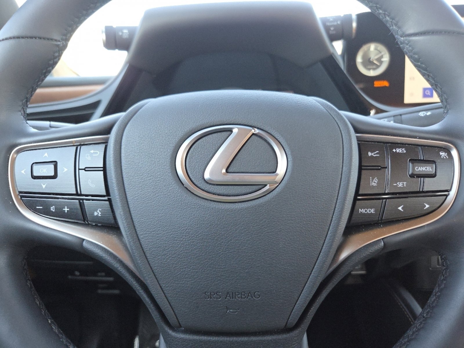 2025 Lexus ES 300h