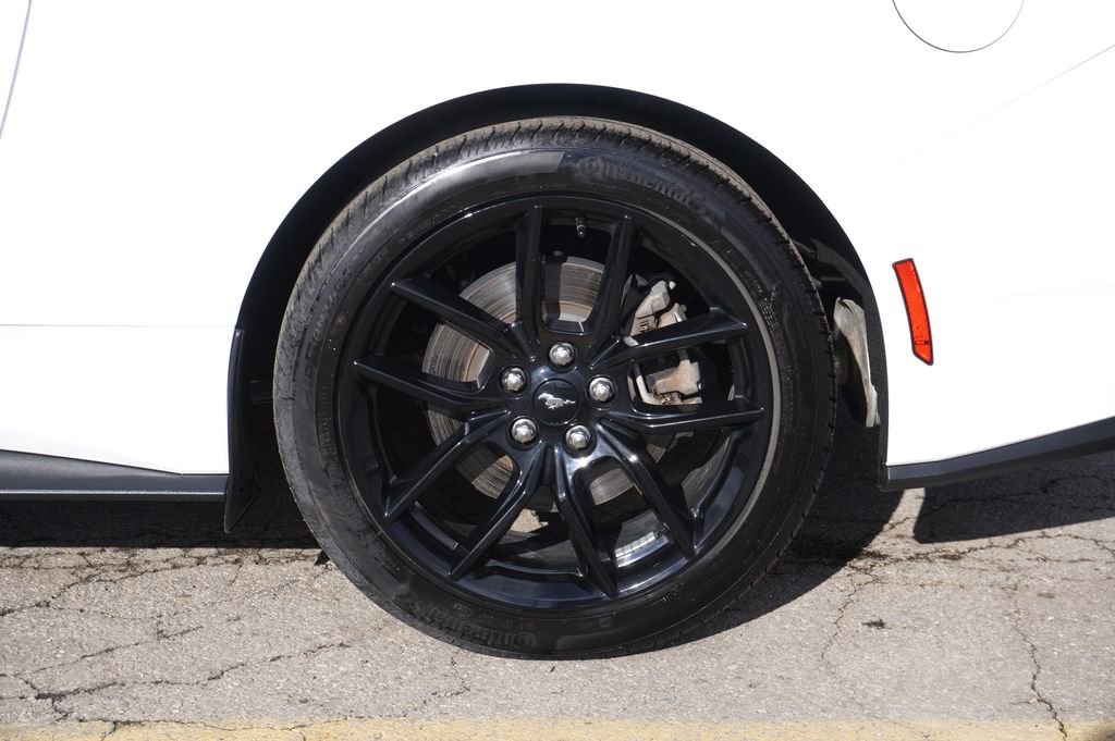 2024 Ford Mustang Premium