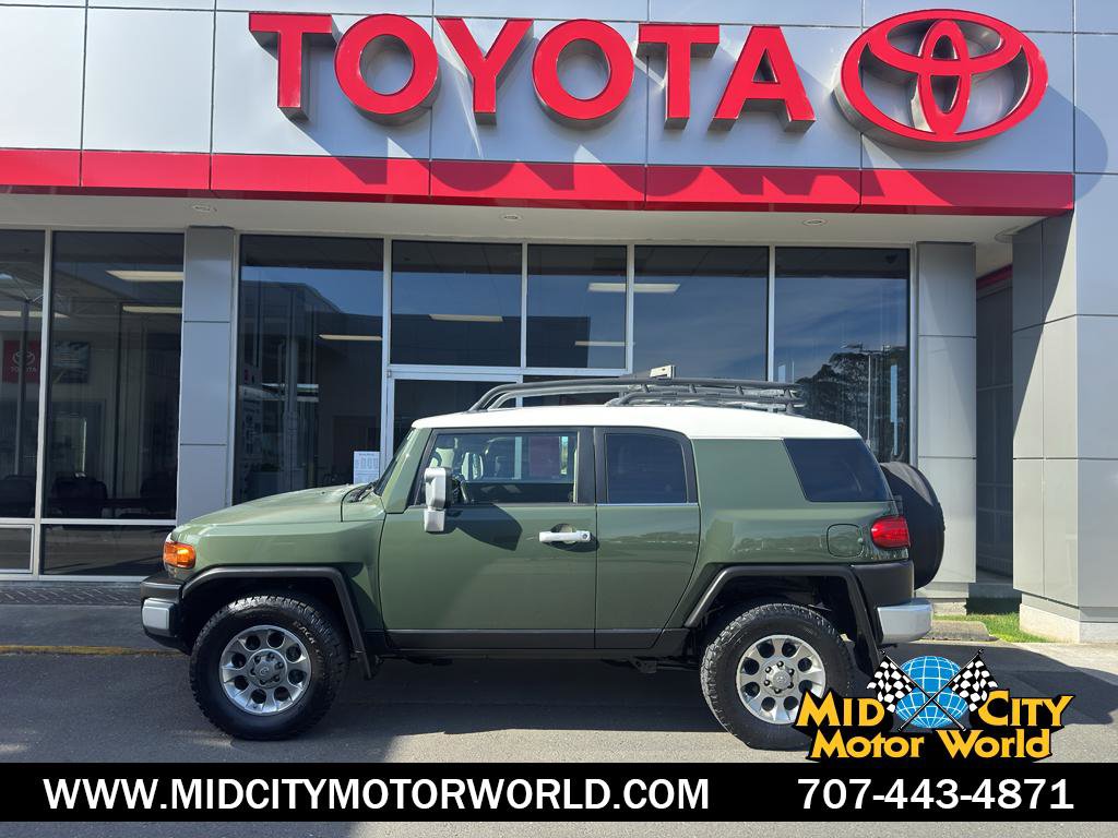 Used 2013 Toyota FJ Cruiser 4WD w/ Upgrade Pkg