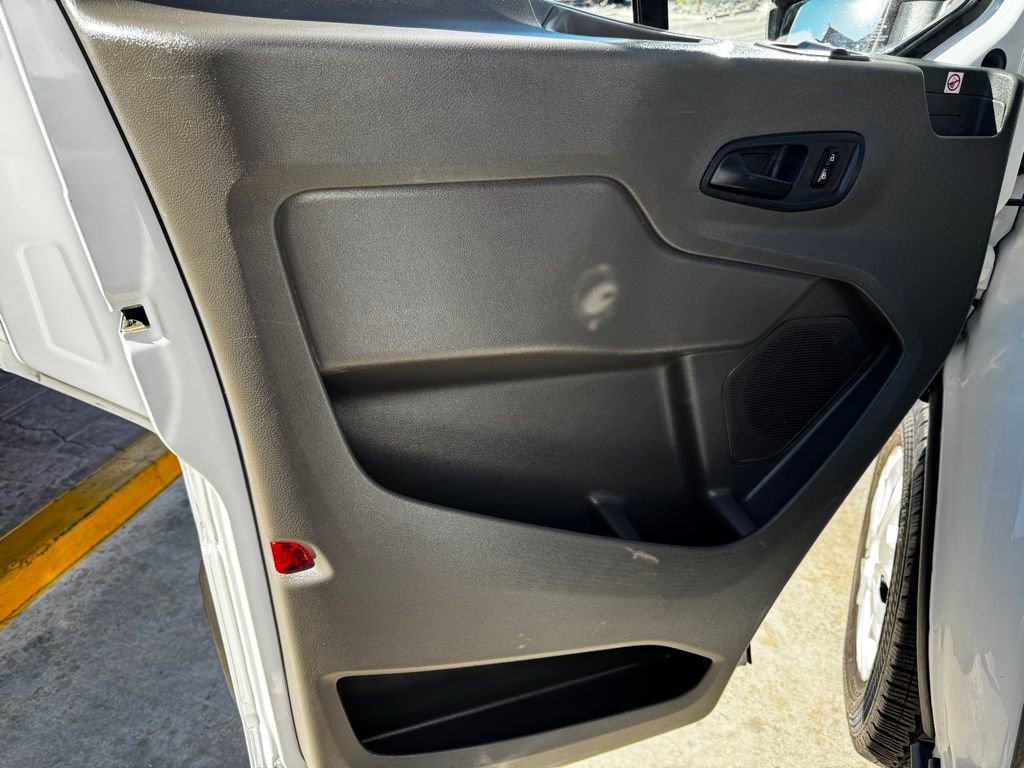 2020 Ford Transit 250 Medium Roof