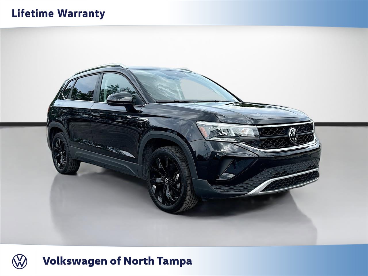 Used 2023 Volkswagen Taos SE w/ Panoramic Sunroof Package