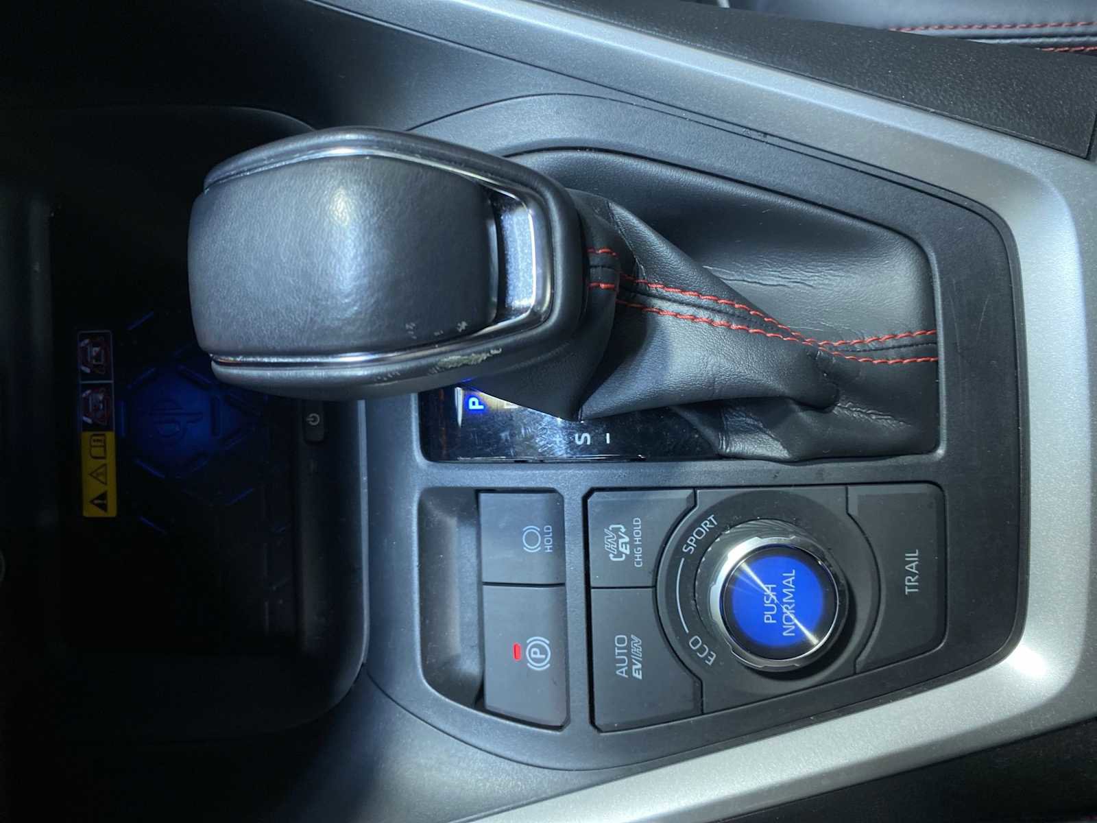 2022 Toyota RAV4 XSE