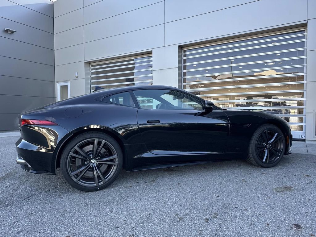2024 Jaguar F-Type R