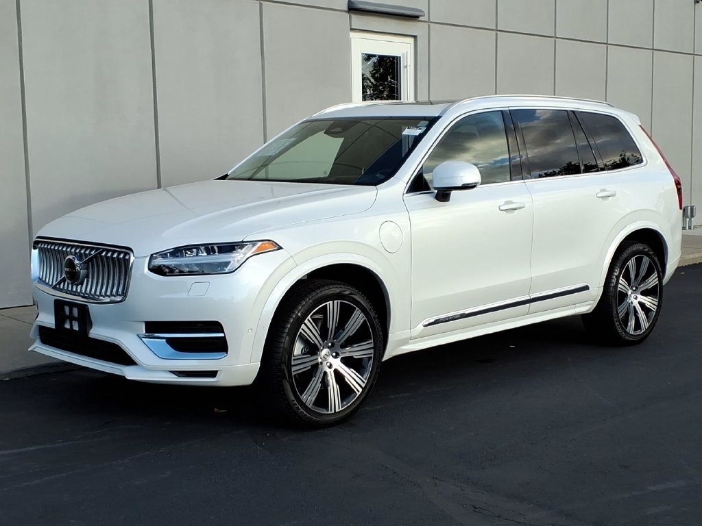 Certified 2024 Volvo XC90 T8 Ultimate w/ Protection Package Premier