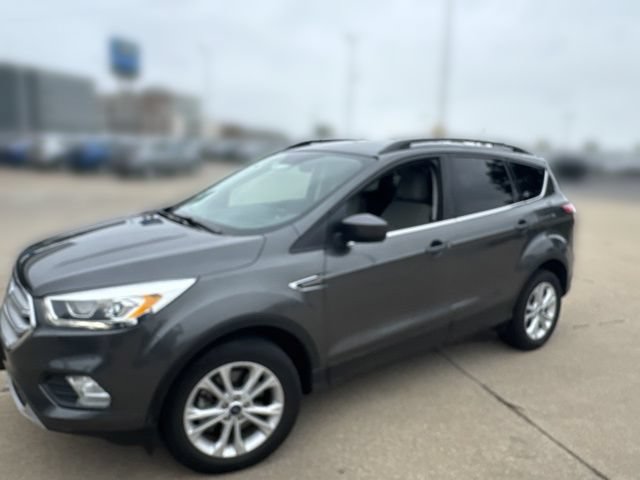 Used 2017 Ford Escape SE w/ Equipment Group 201A