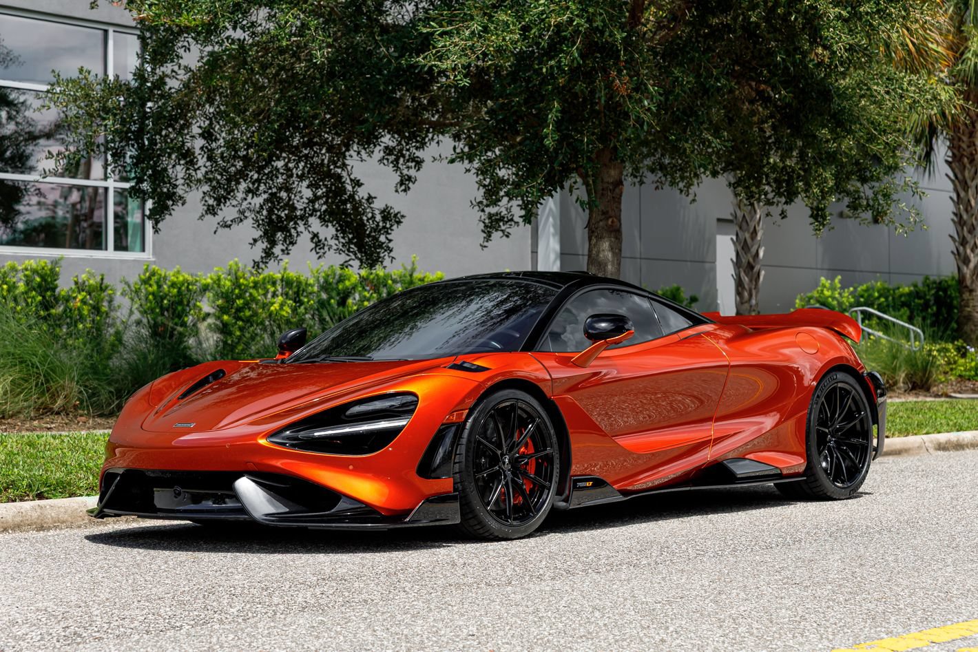 Used 2021 McLaren 765LT photo 26