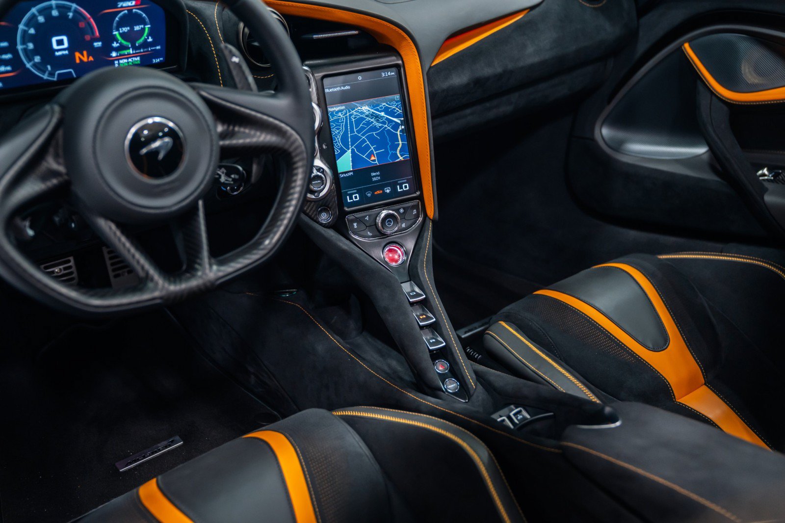 Used 2022 McLaren 720S Performance photo 18