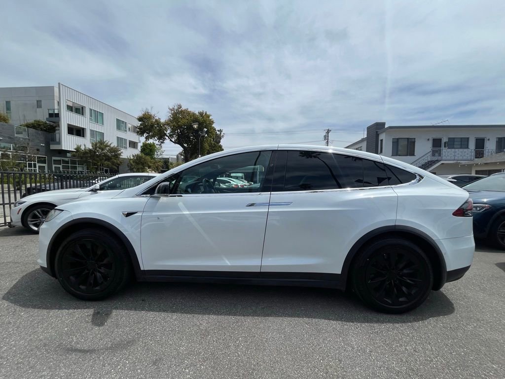 2020 Tesla Model X Long Range