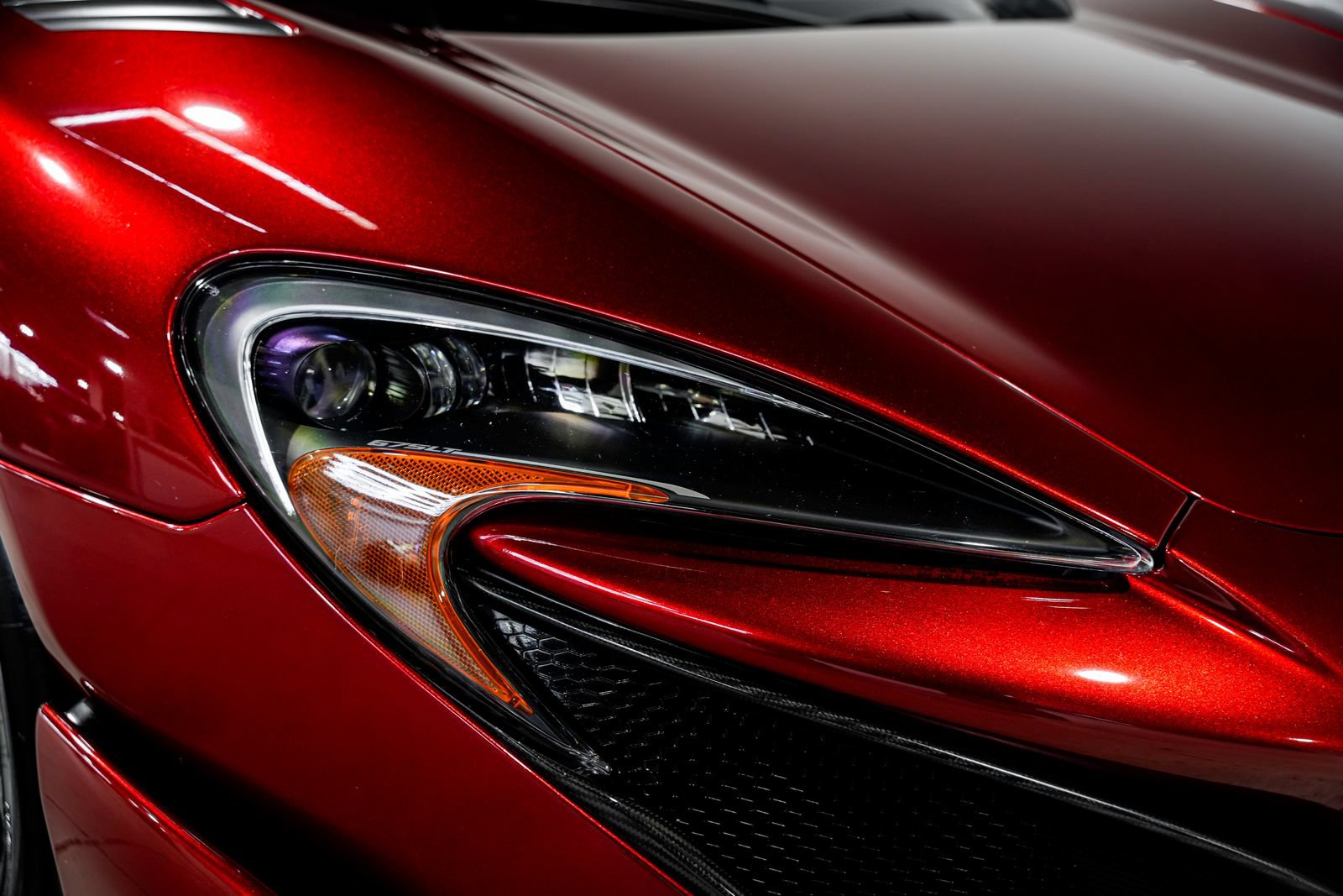 Used 2016 McLaren 675LT Coupe photo 35