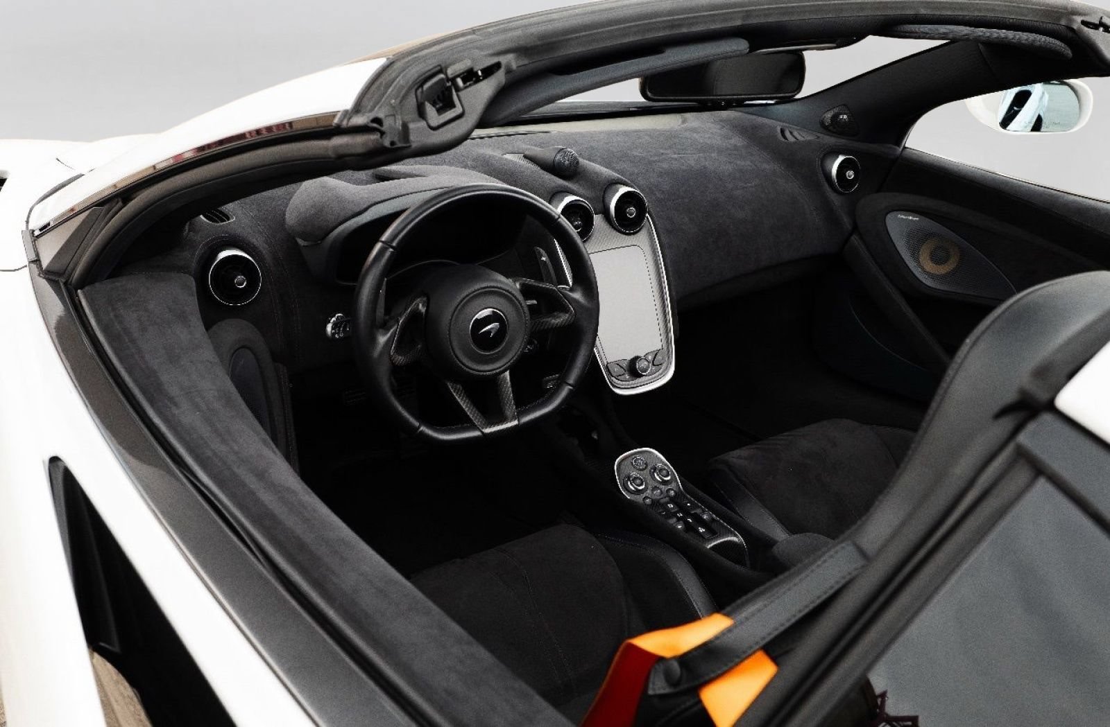 Used 2020 McLaren 600LT Spider photo 14