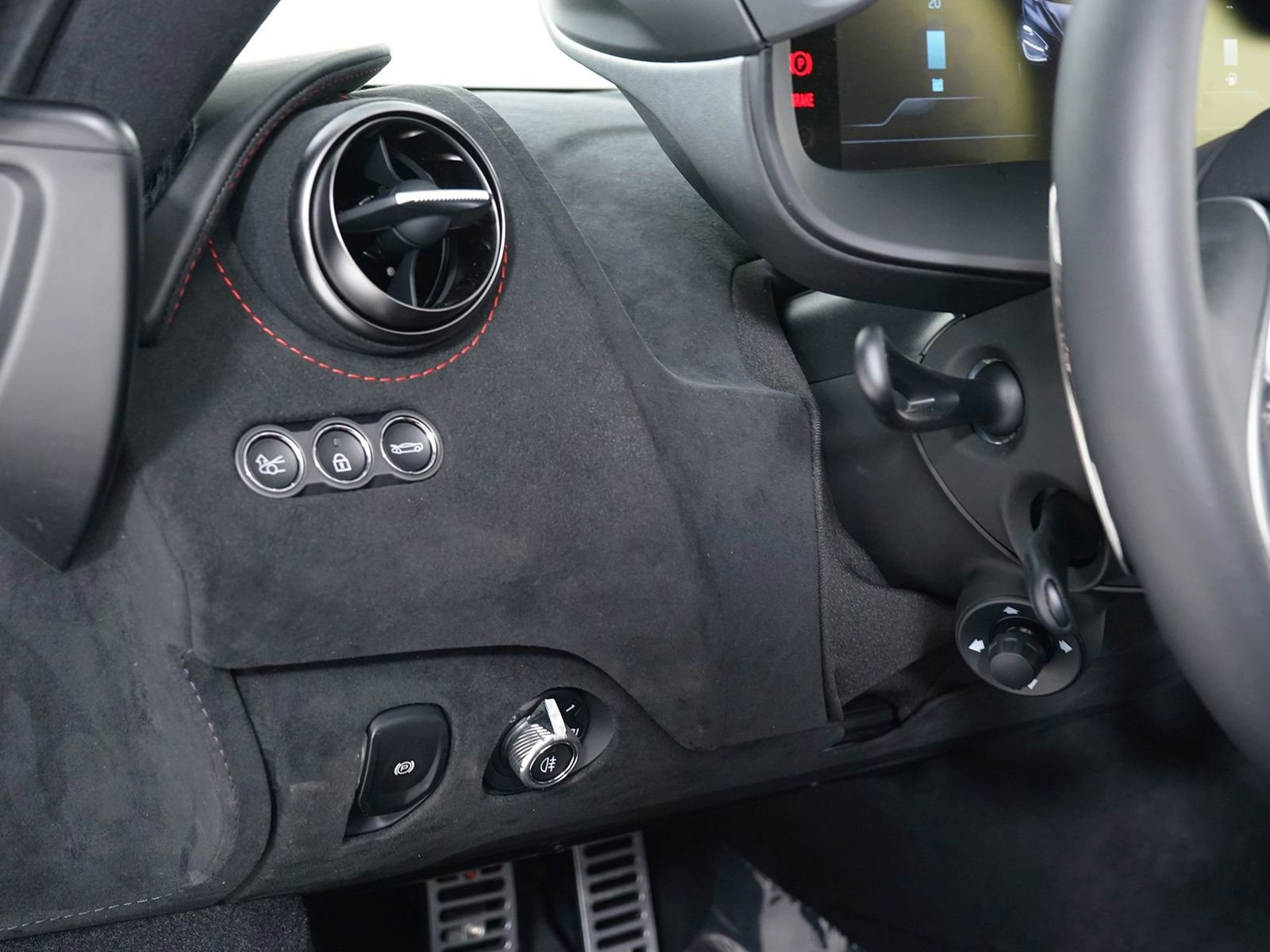 Used 2026 McLaren 750S Spider photo 28