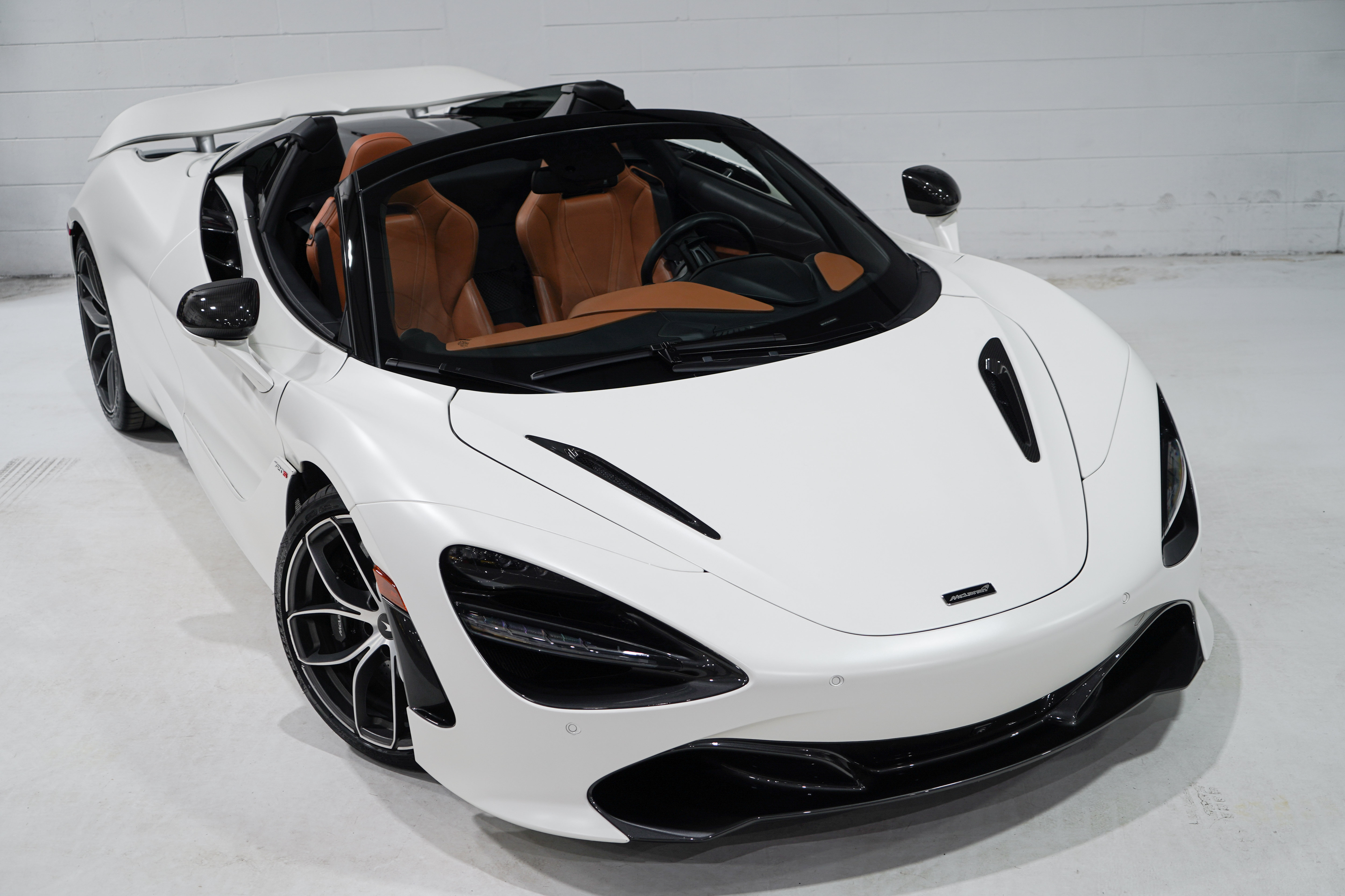 Used 2020 McLaren 720S Spider photo 16