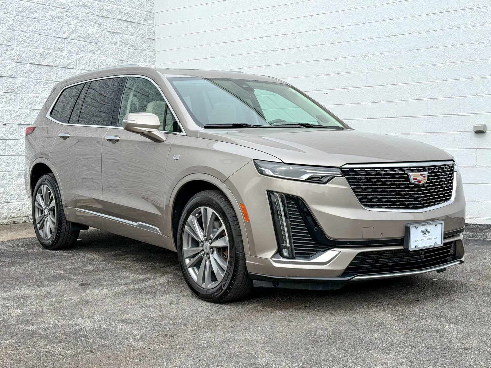 Certified 2022 Cadillac XT6 Premium Luxury