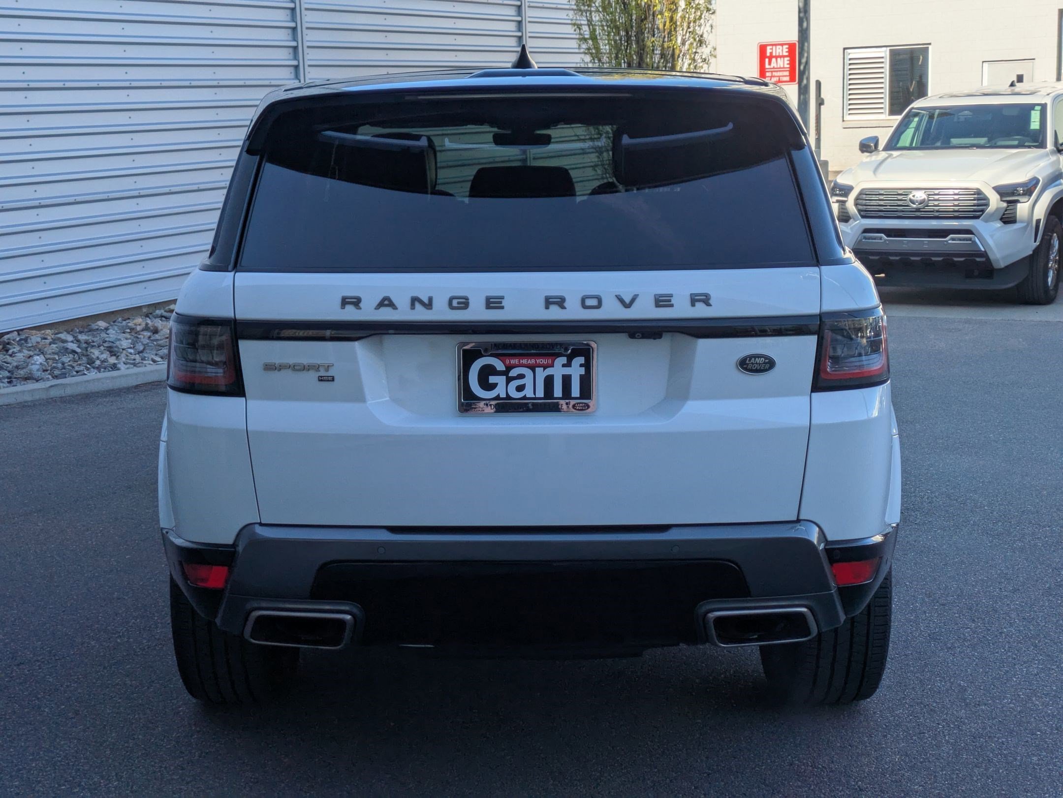 2022 Land Rover Range Rover Sport HSE Silver Edition