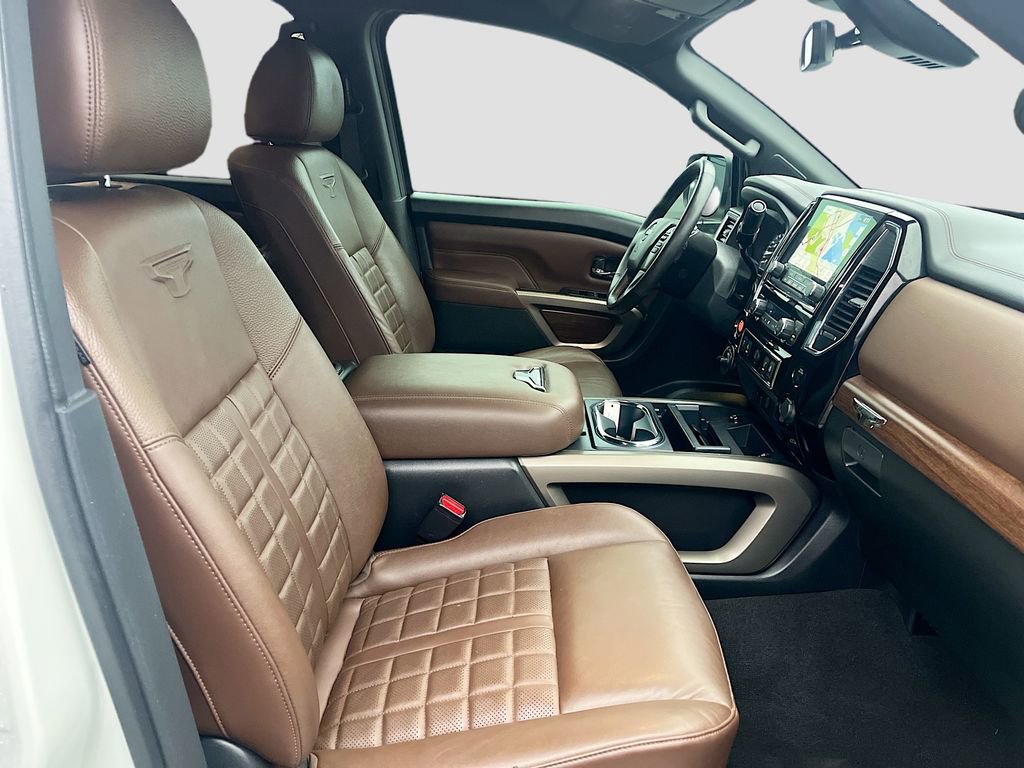 2024 Nissan Titan Platinum Reserve