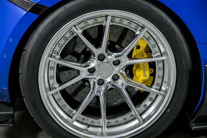 Used 2018 McLaren 720S photo 17