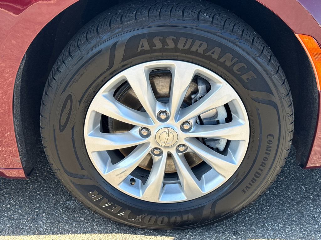 2019 Chrysler Pacifica Touring-L