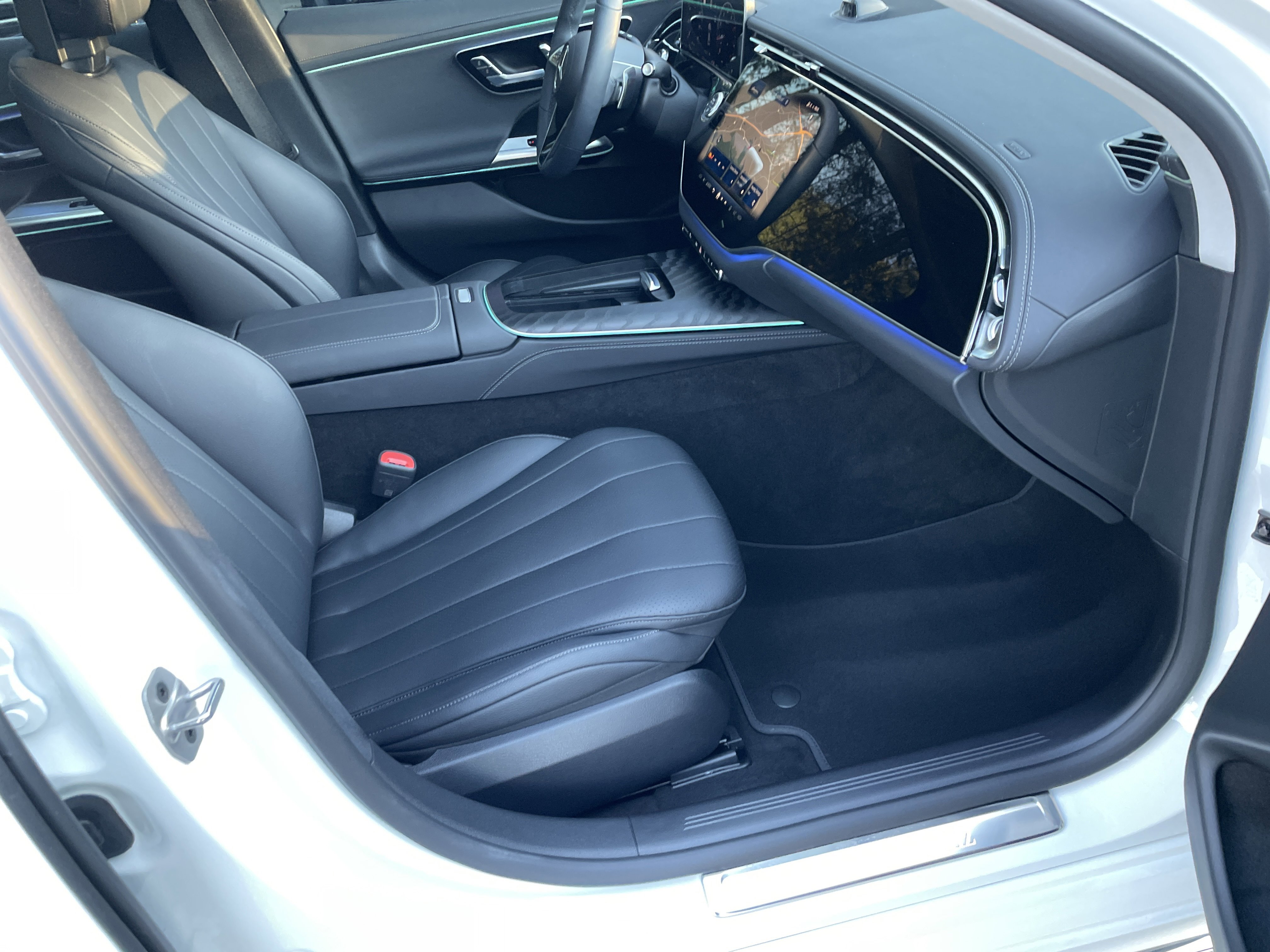 2025 Mercedes-Benz E 350 4MATIC Sedan