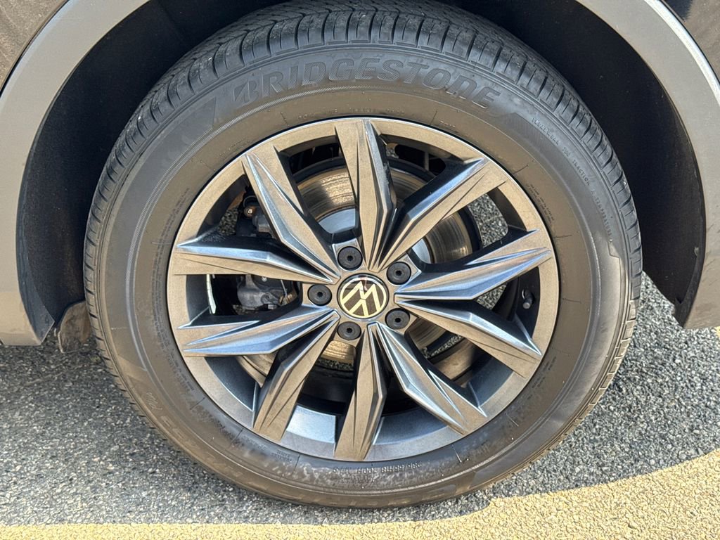 2023 Volkswagen Tiguan SE