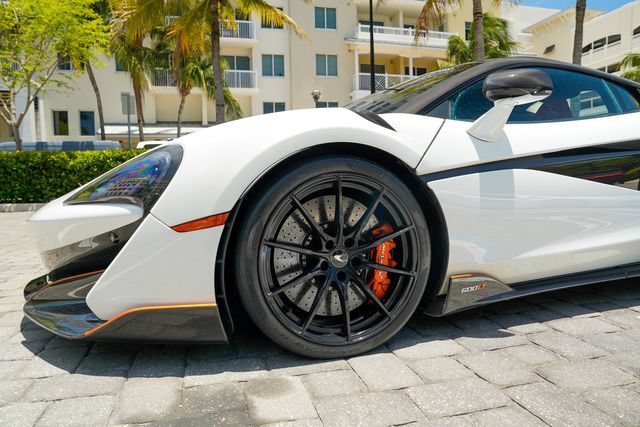 Used 2019 McLaren 600LT photo 12