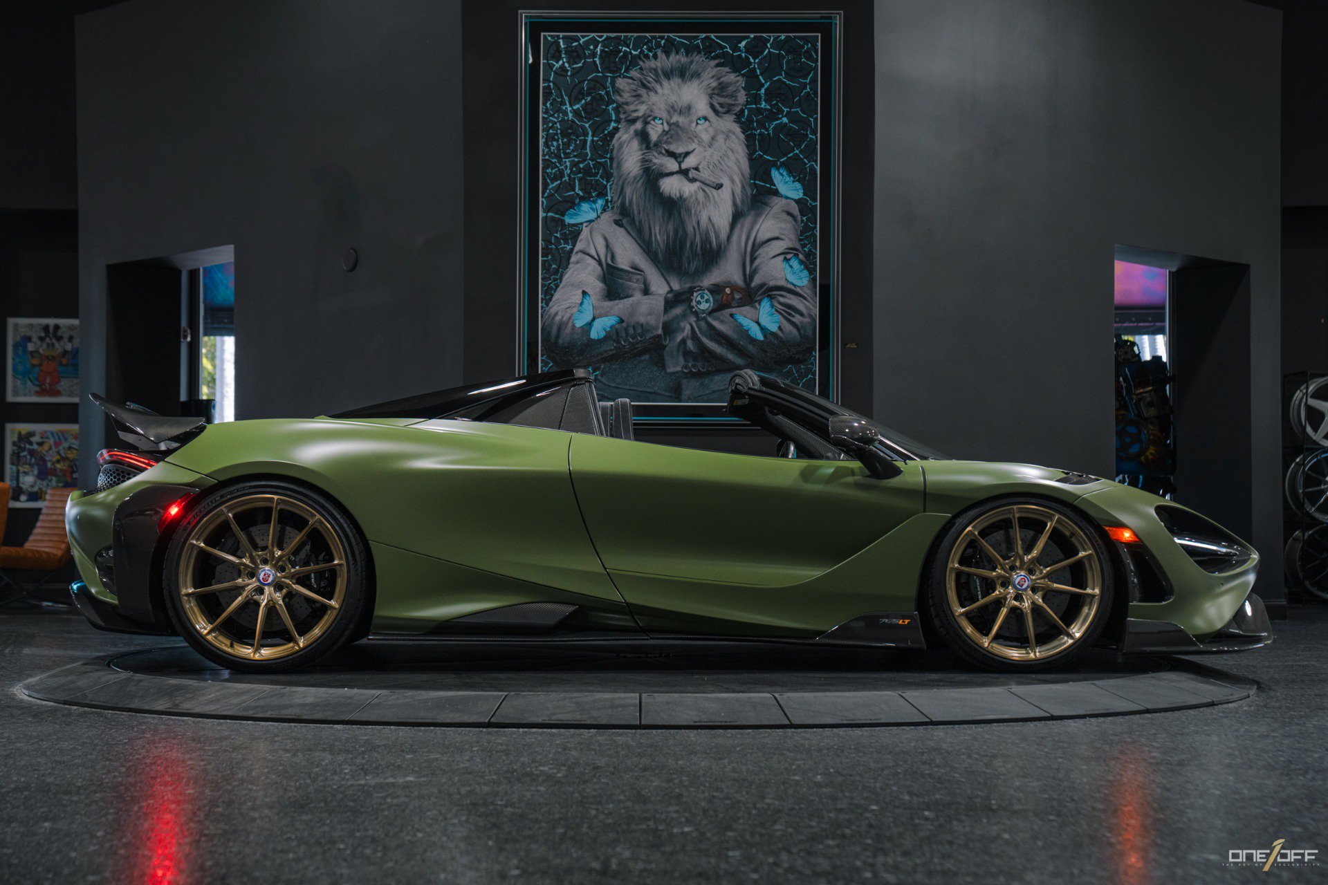 Used 2022 McLaren 765LT photo 27