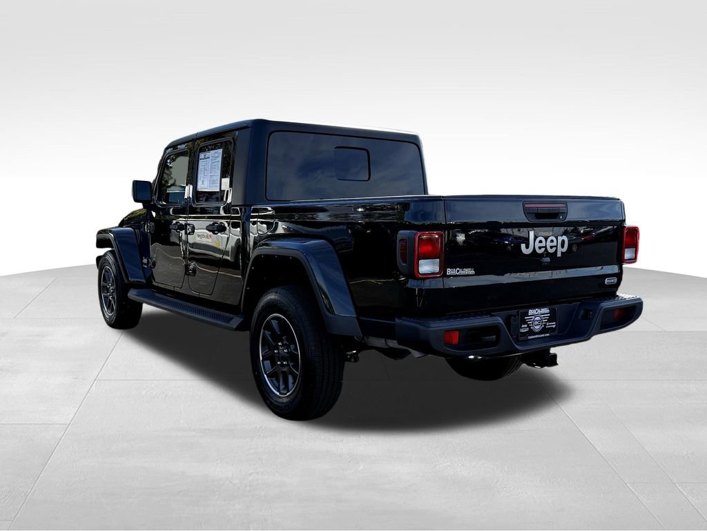 2022 Jeep Gladiator Overland