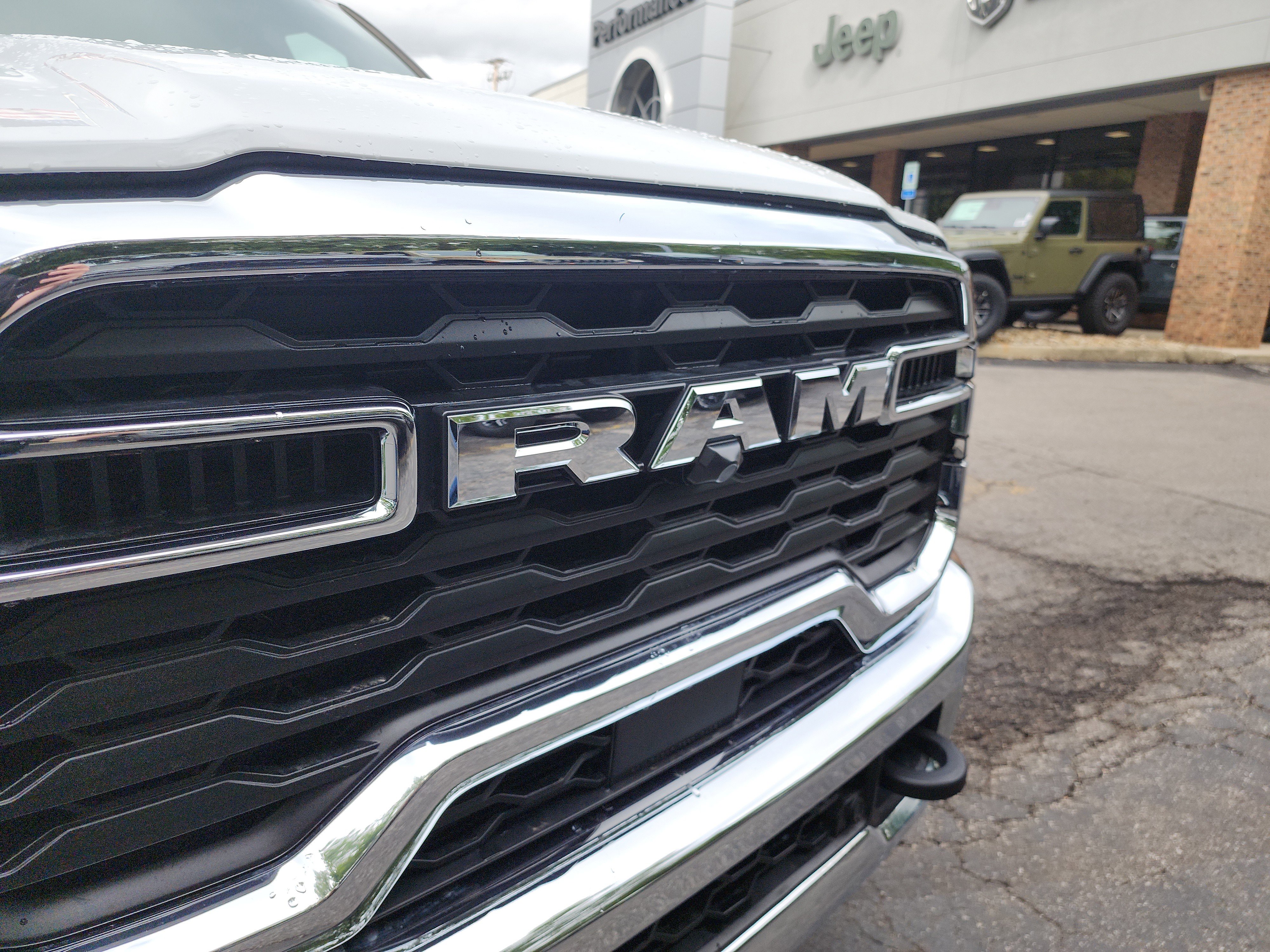 2026 RAM 5500 4x4 Crew Cab