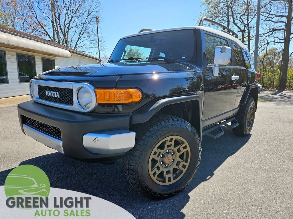 Used 2013 Toyota FJ Cruiser 2WD w/ Convenience Pkg