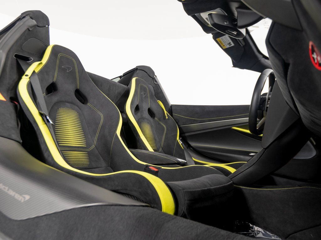 Used 2024 McLaren 750S Spider photo 34