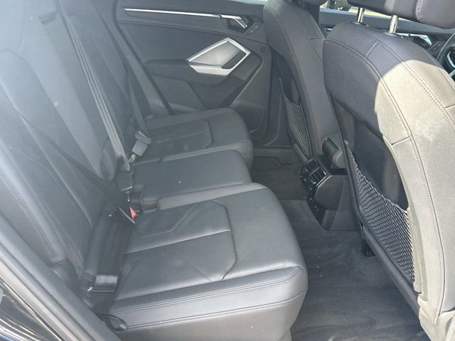 2022 Audi Q3 2.0T Premium Plus