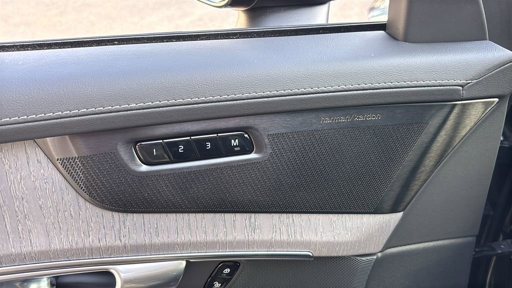 2026 Volvo Xc90 B6 Ultra