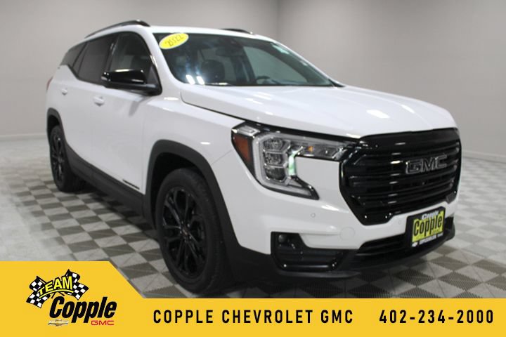 Used 2022 GMC Terrain SLT w/ Tech Package